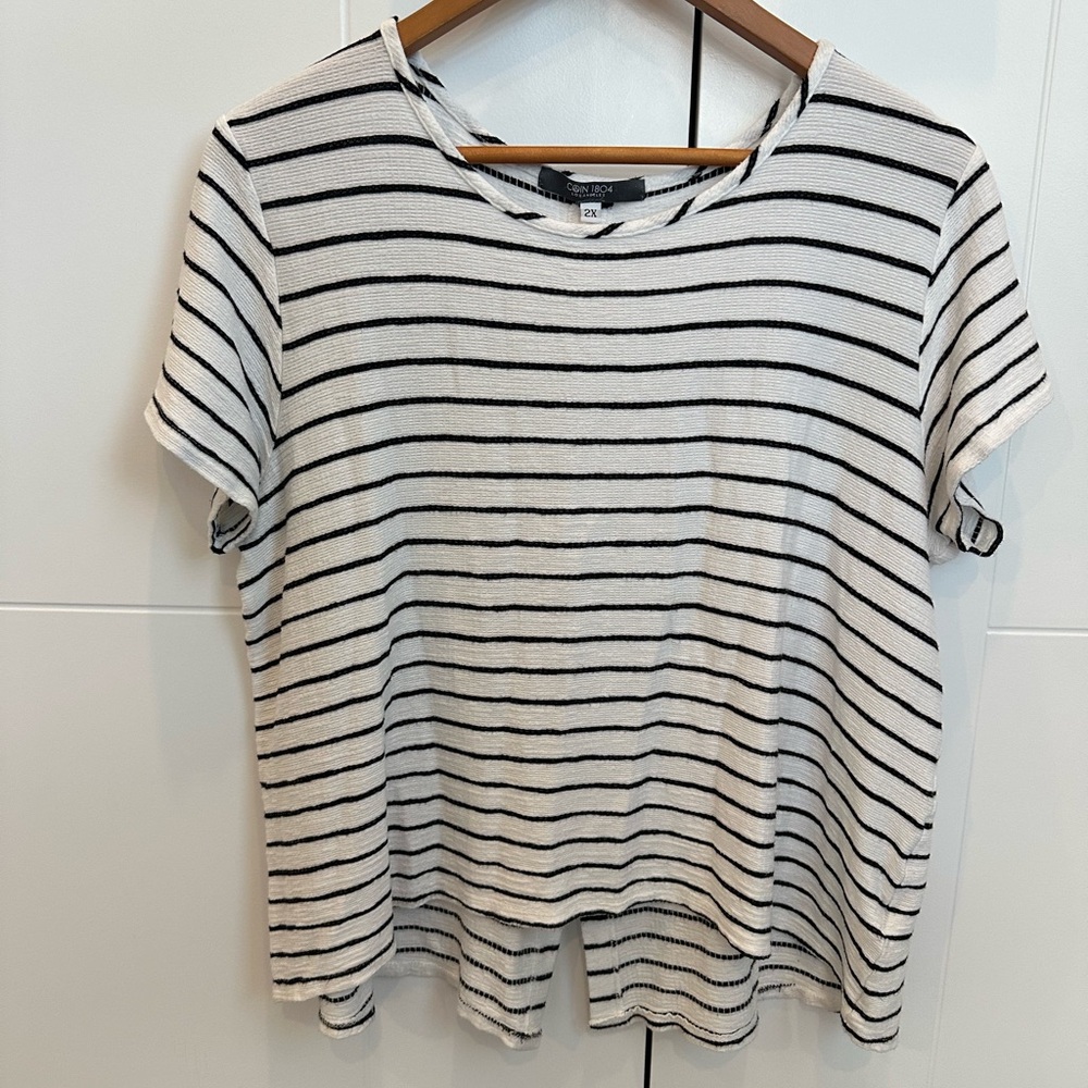 Coin 1804 Women’s Plus Size Striped Short Sleeve Top size 2X